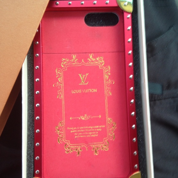 Louis Vuitton Supreme iPhone 7 Eye Trunk Phone Case New/Never Used W/ Box 2017 - Picture 2 of 4
